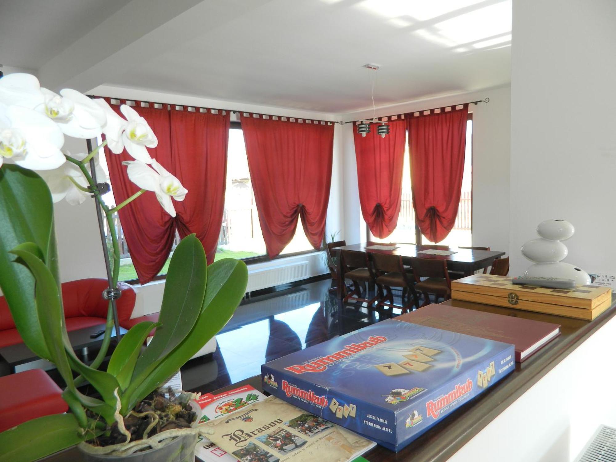 Pensiunea Dara Rîşnov Extérieur photo