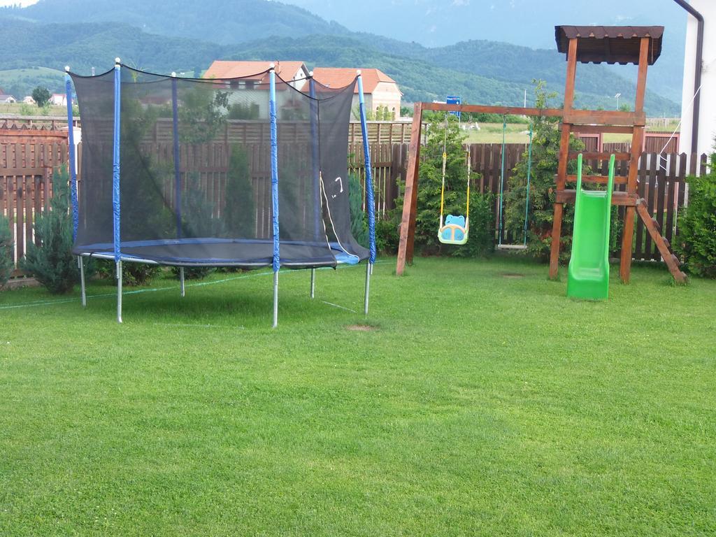 Pensiunea Dara Rîşnov Extérieur photo