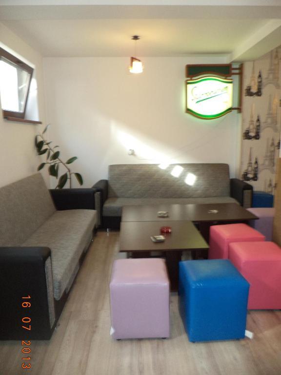 Pensiunea Dara Rîşnov Extérieur photo
